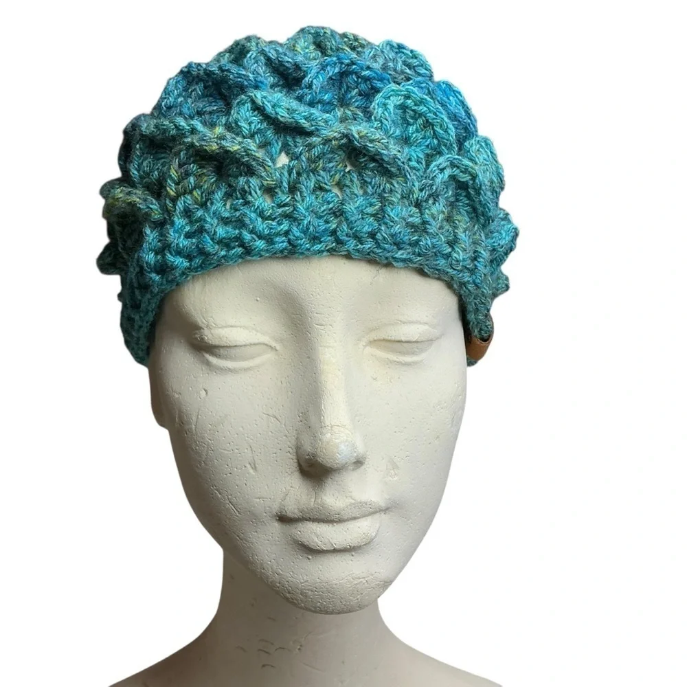 Kids Winter Beanie Hat Blue‎ Green Crocodile Dragon Scale Handcrafted Crochet